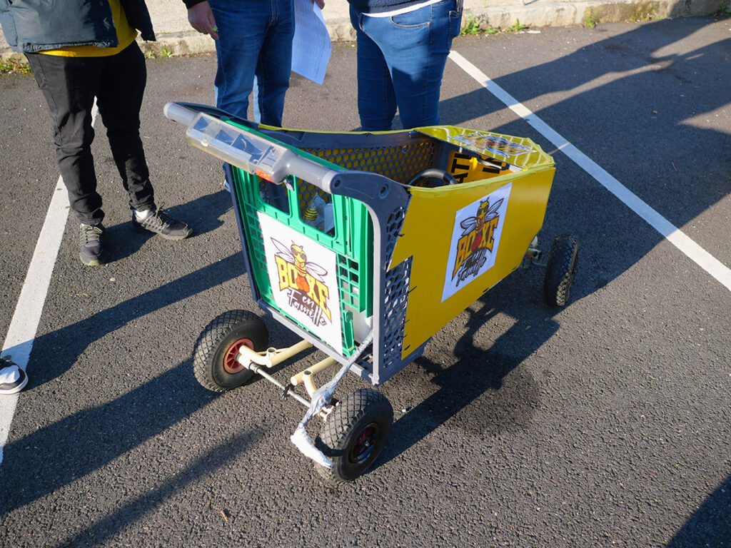 Course de caisse à savon 2024 : équipage Boxe en famille